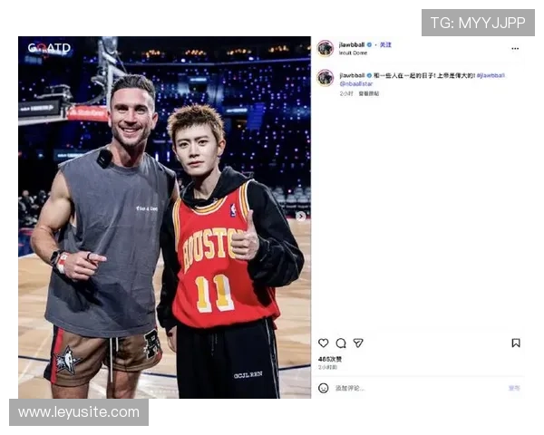 任嘉伦成为首位全程解说NBA全明星的中国男演员，赛前与文班亚马乒乓球对决